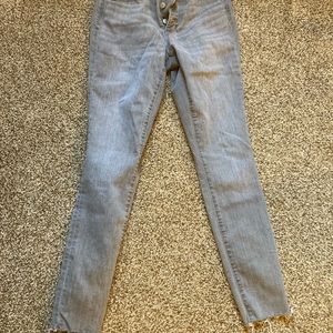 Grey jeans are stretchy